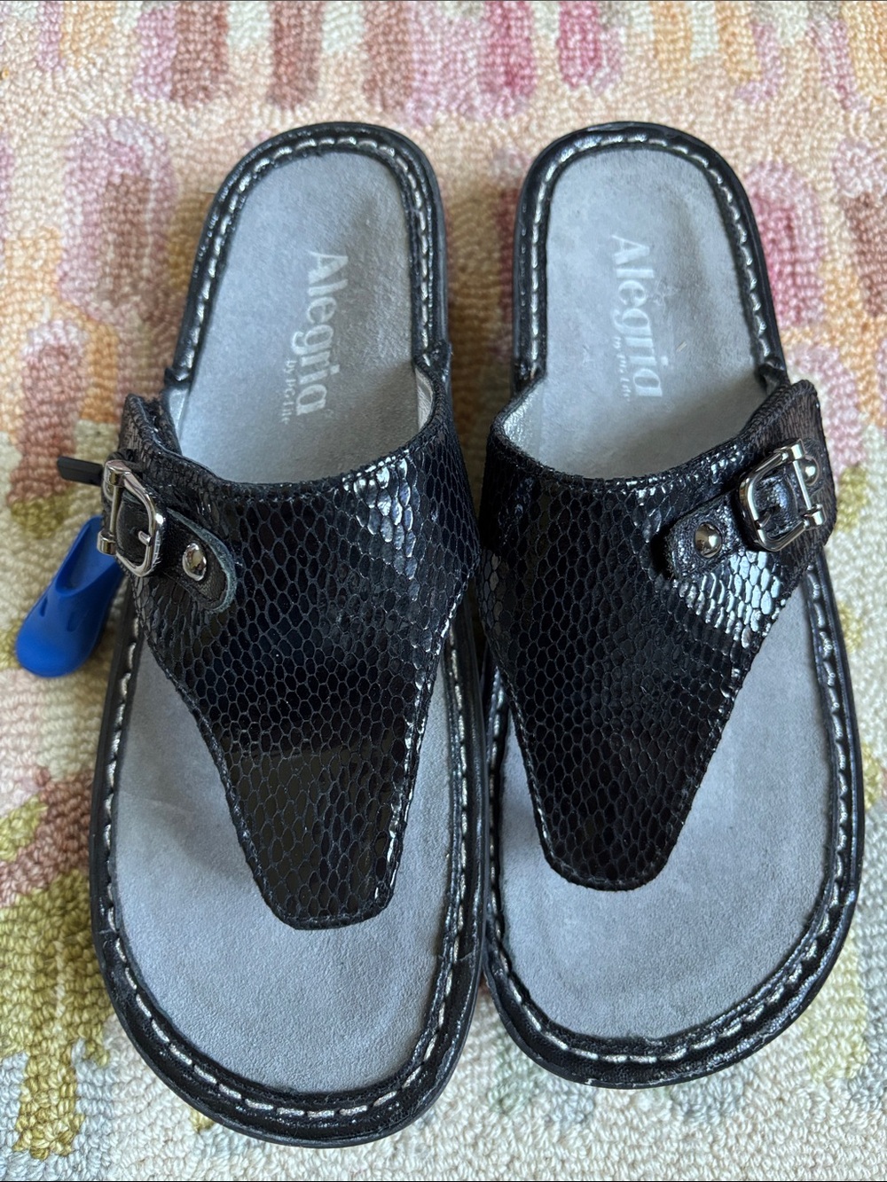 Alegria by PG Lite Venice Thong Sandals Black Snakeskin + small buckle Size 38